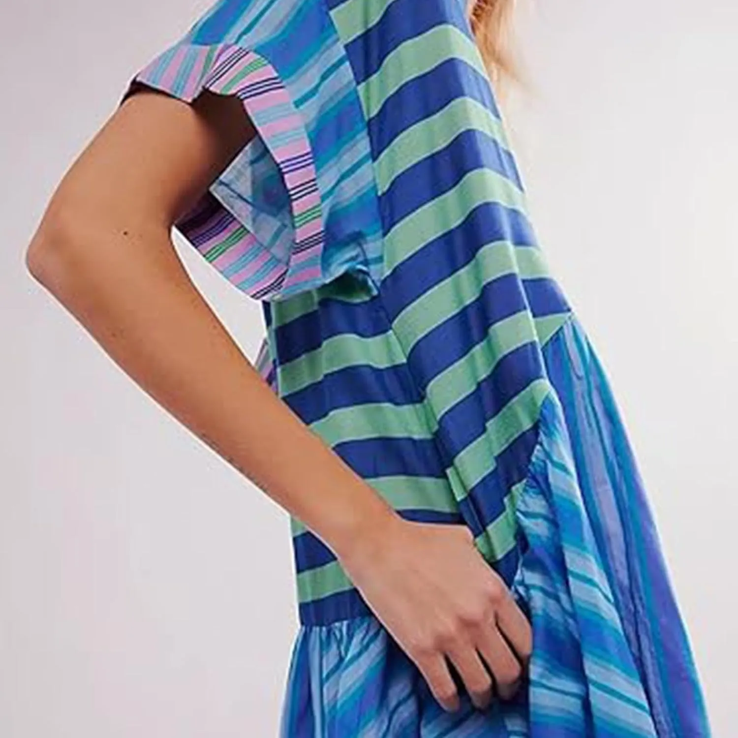 Boho Summer Dresses for Women 2024 Floral Mini Patchwork Sundress Deep V Neck Babydoll Dress Sexy Ruffle Beach Dress