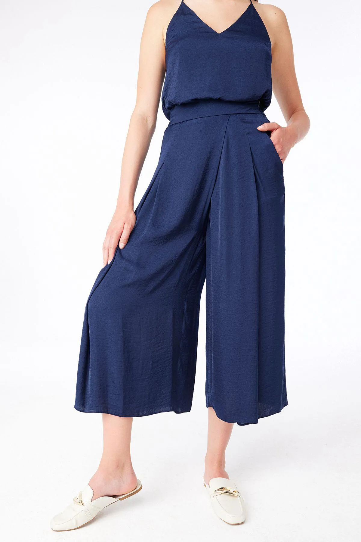 Comfortable Form Short Leg Navy Blue Trousers