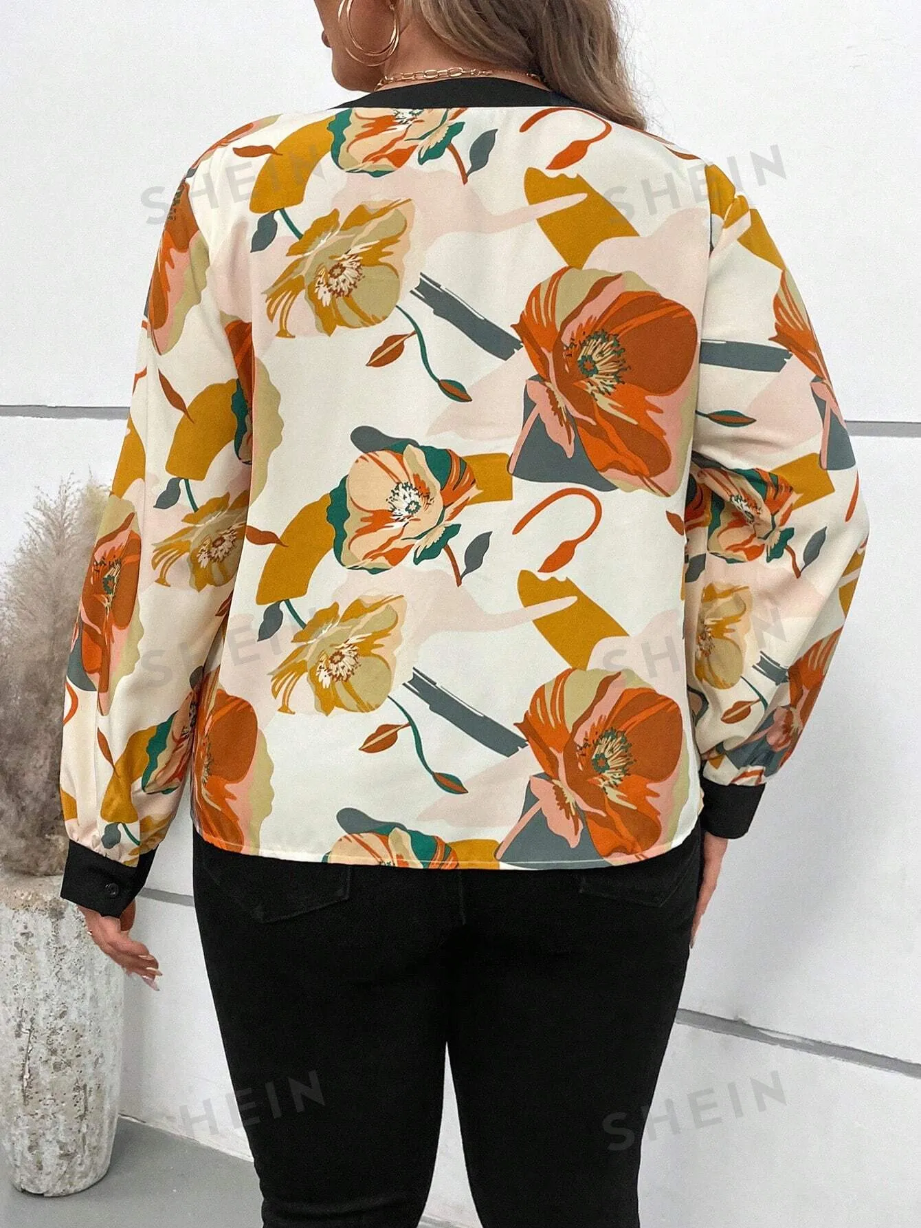 EMERY ROSE Plus Floral Print Notched Neckline Blouse