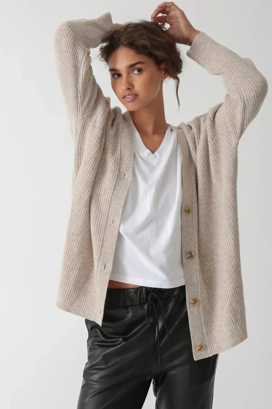 EVERYDAY CARDIGAN