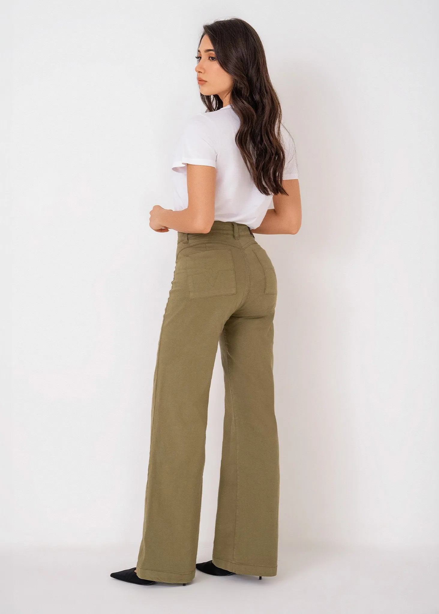 High Rise Relaxed Wide Leg Jeans