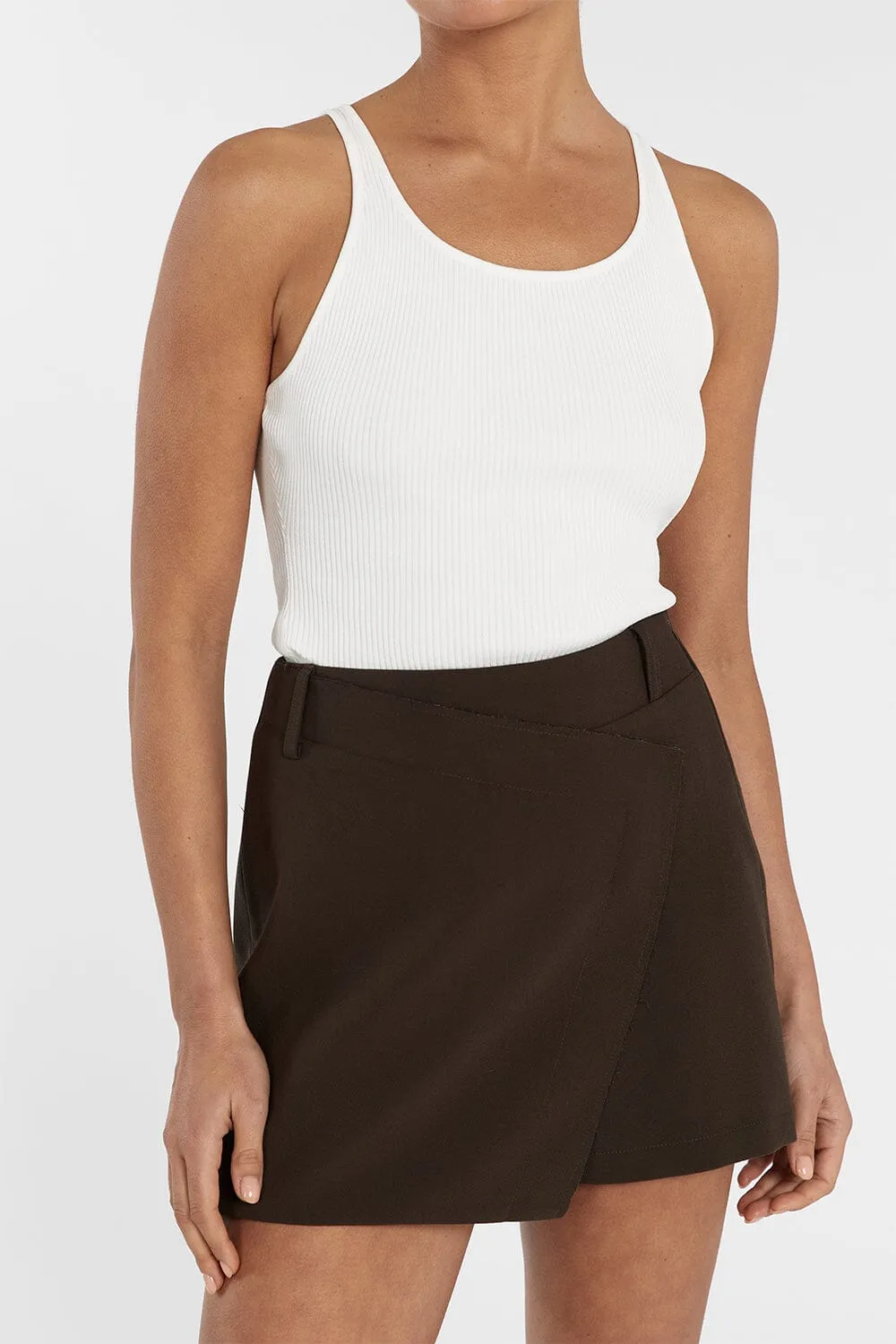 JULIE BITTER CHOC TAILORED SKORT