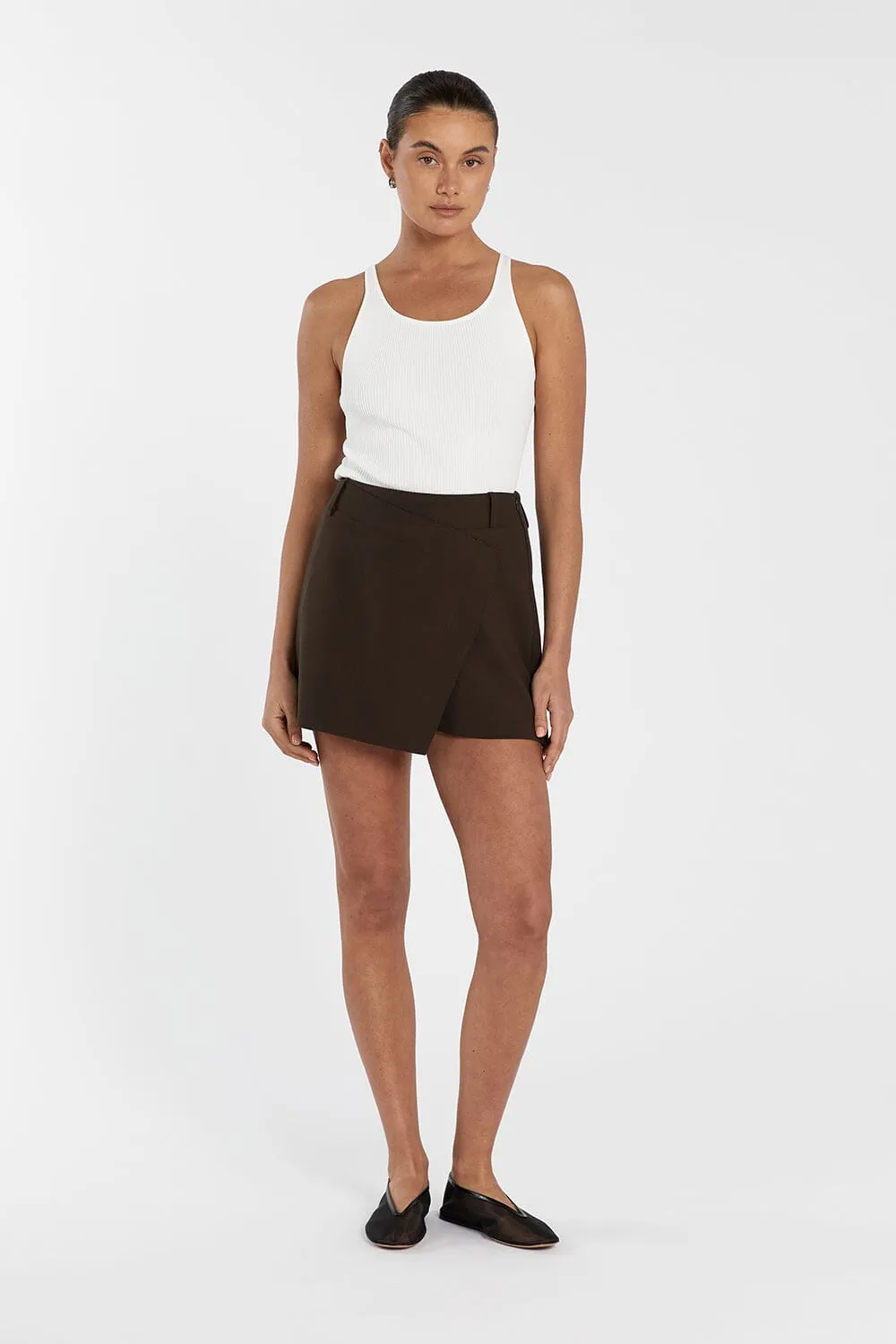 JULIE BITTER CHOC TAILORED SKORT