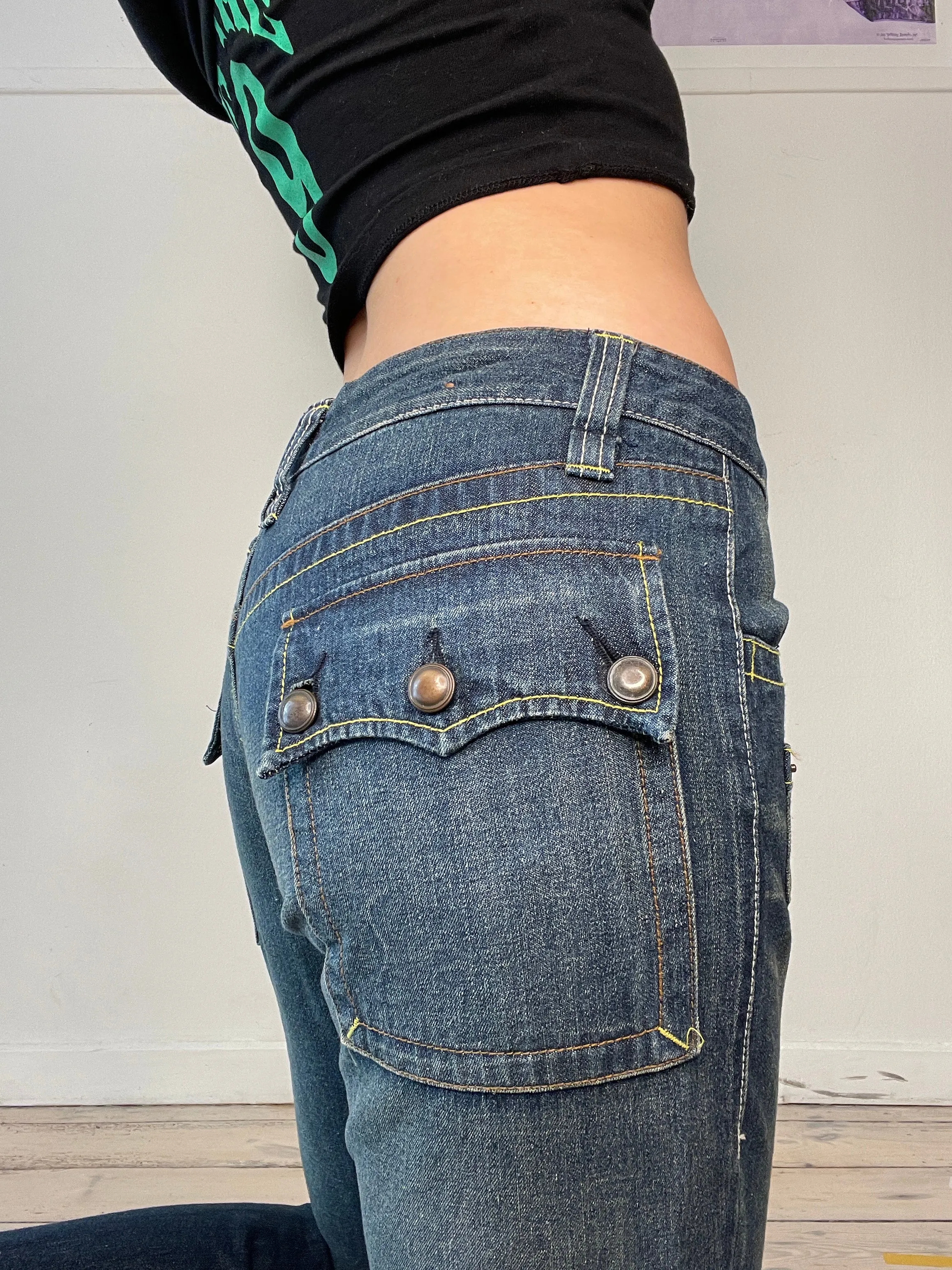low-waisted everyday wear jeans
