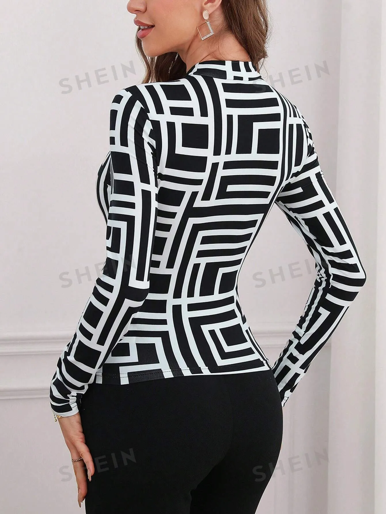 Privé Geo Print Mock Neck Long Sleeve Tee