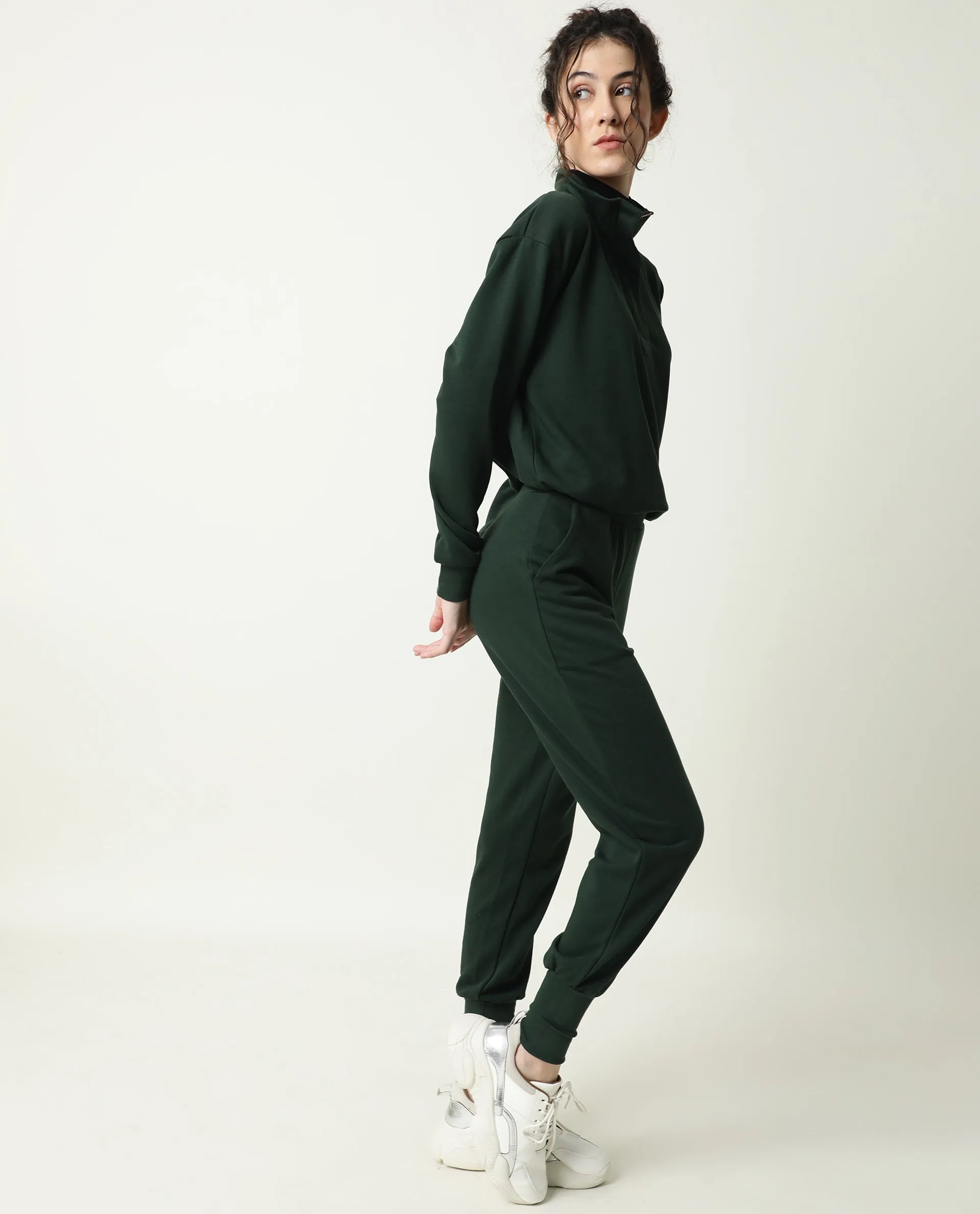Rareism Women Simp-1 Green Poly Cotton Fabric Tailored Fit Solid Mid Rise Ankle Length Track Pant