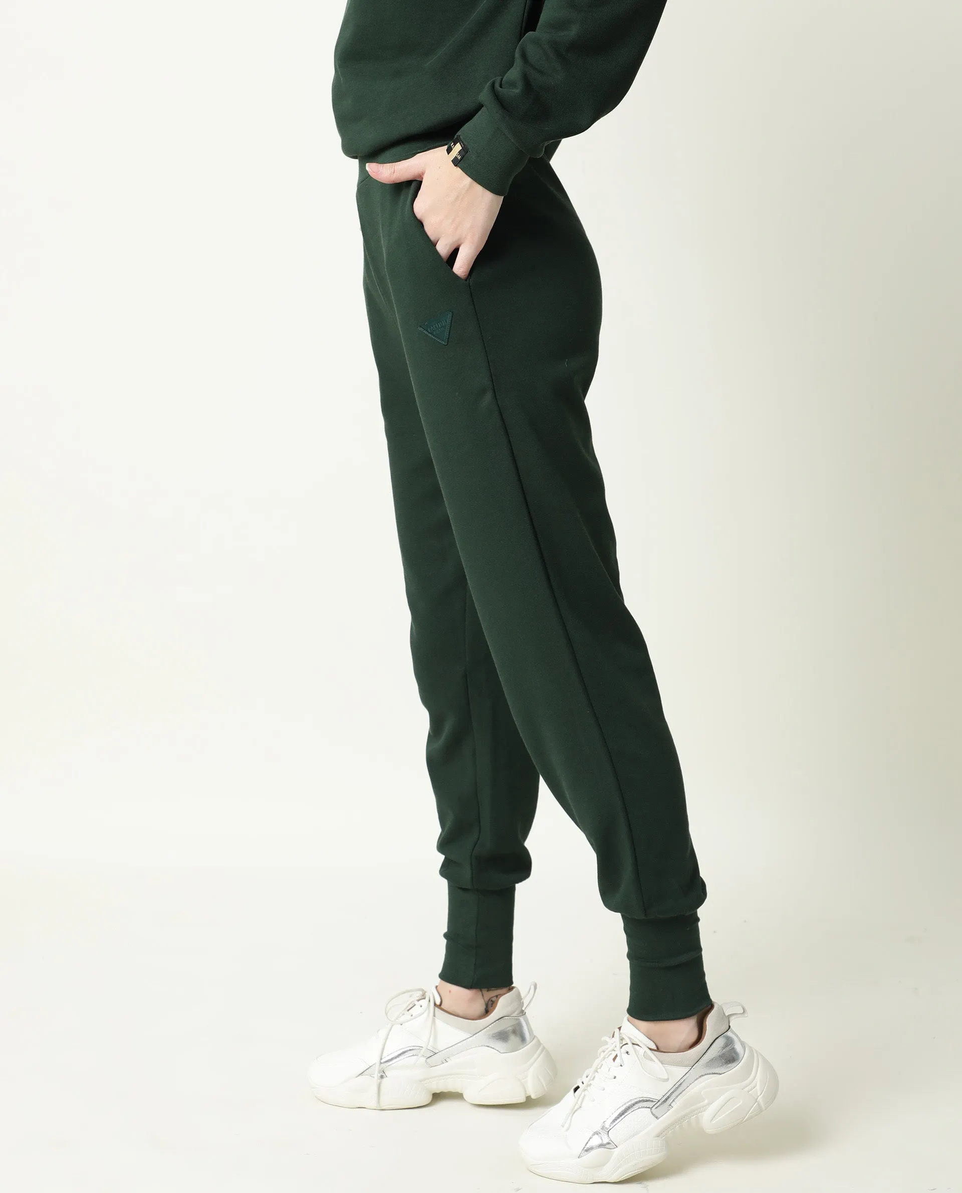 Rareism Women Simp-1 Green Poly Cotton Fabric Tailored Fit Solid Mid Rise Ankle Length Track Pant