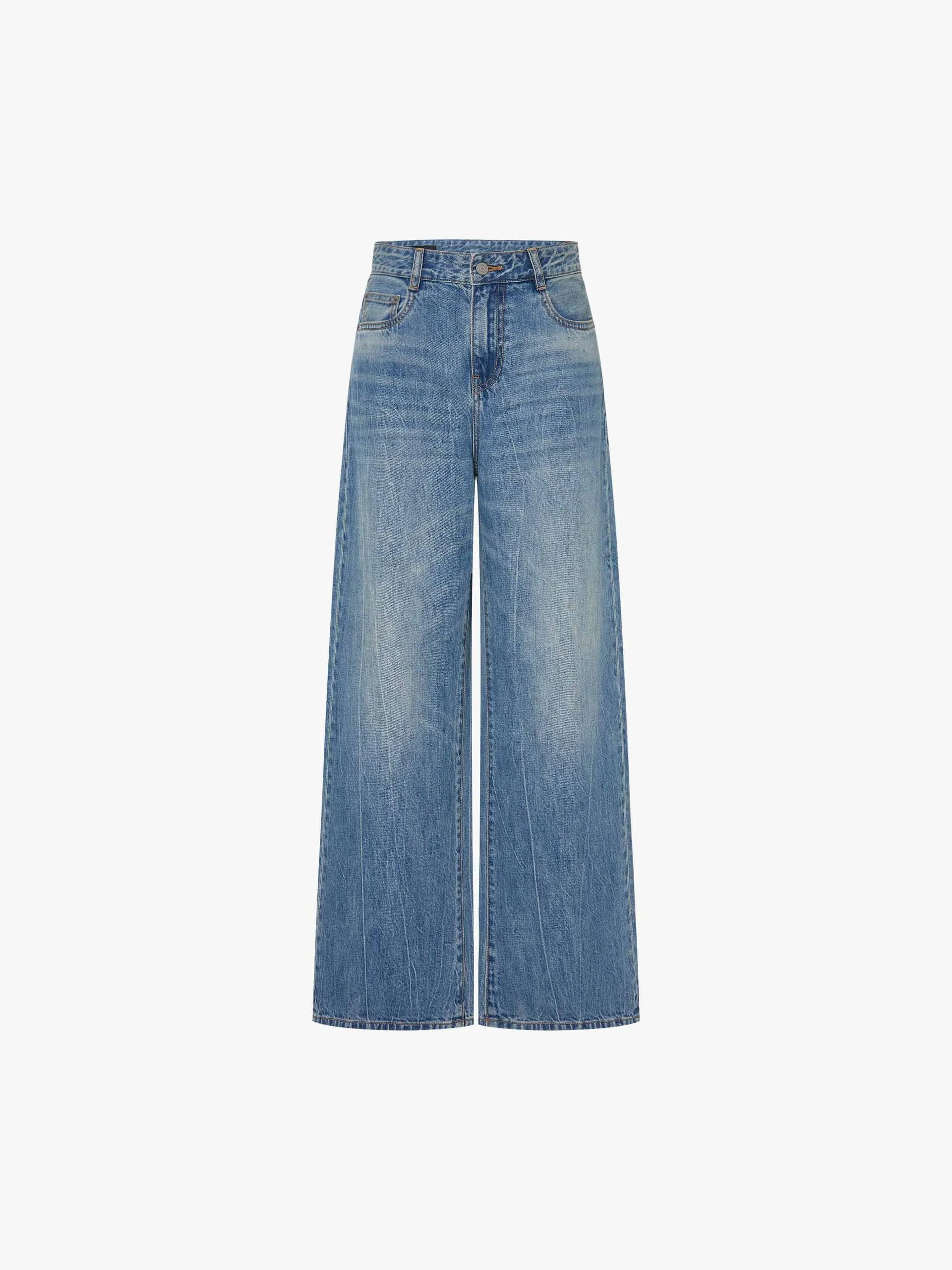 Relaxed Wide Leg Jeans