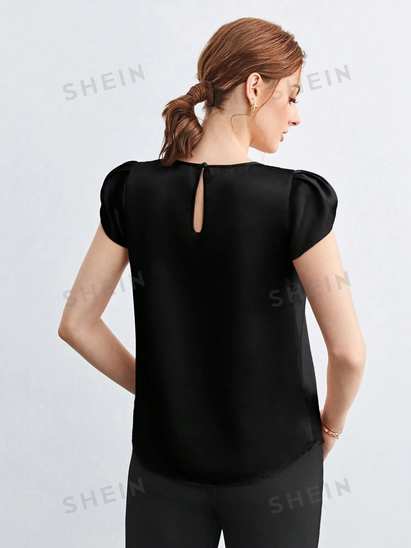 SHEIN BIZwear Women's Solid Color Blouse With Puff Sleeves
