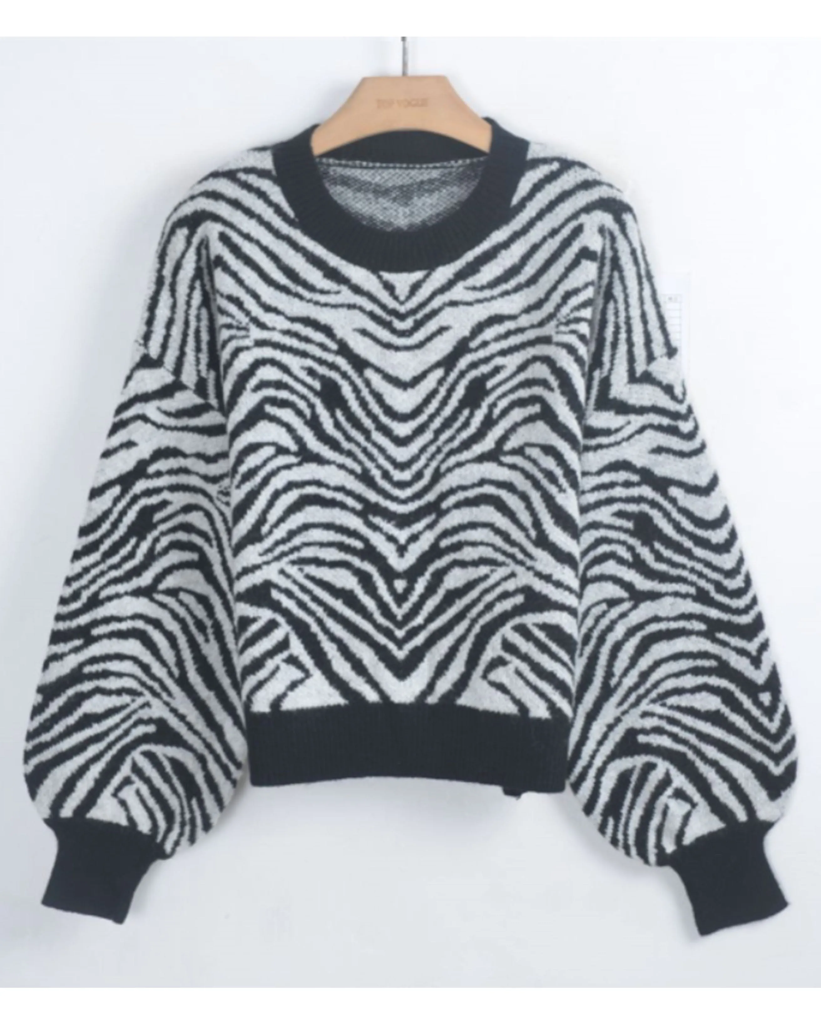 Soft knit Zebra print Jumper in black