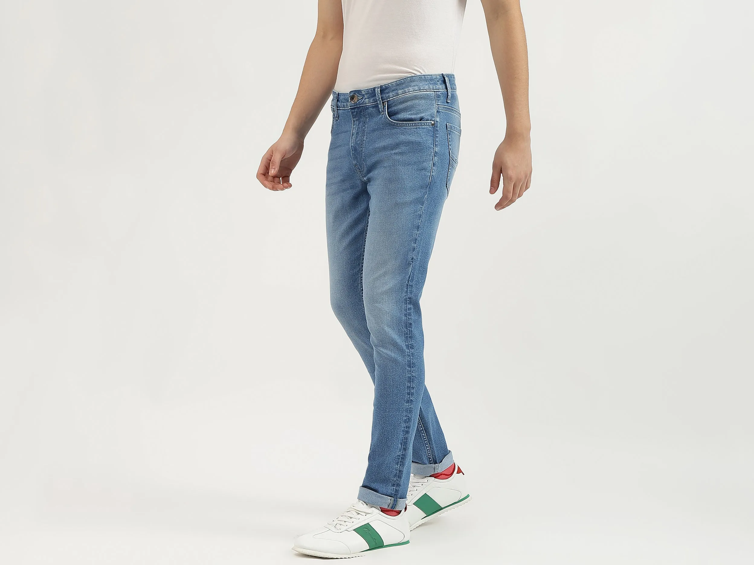 Solid Comfort Fit Jeans