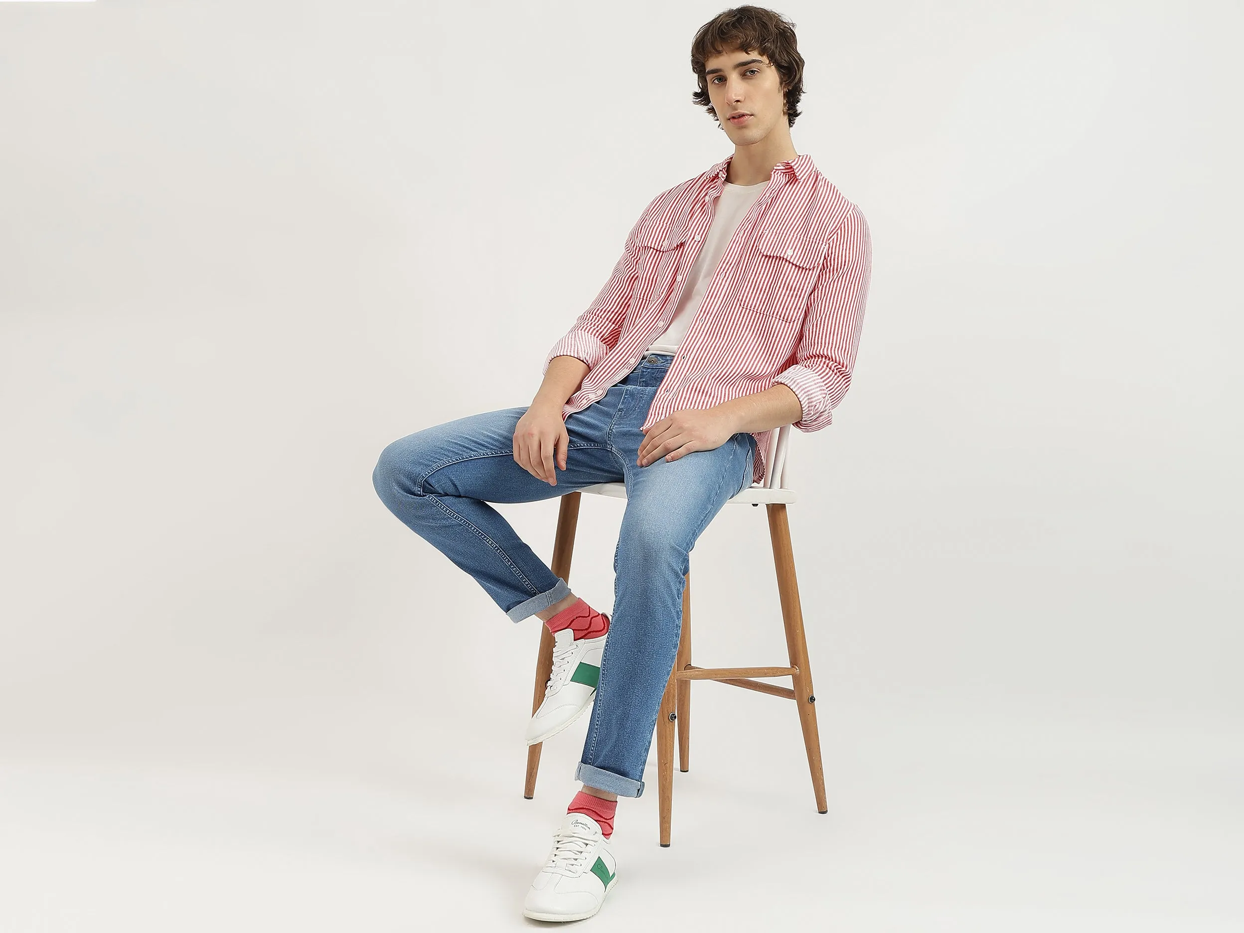 Solid Comfort Fit Jeans