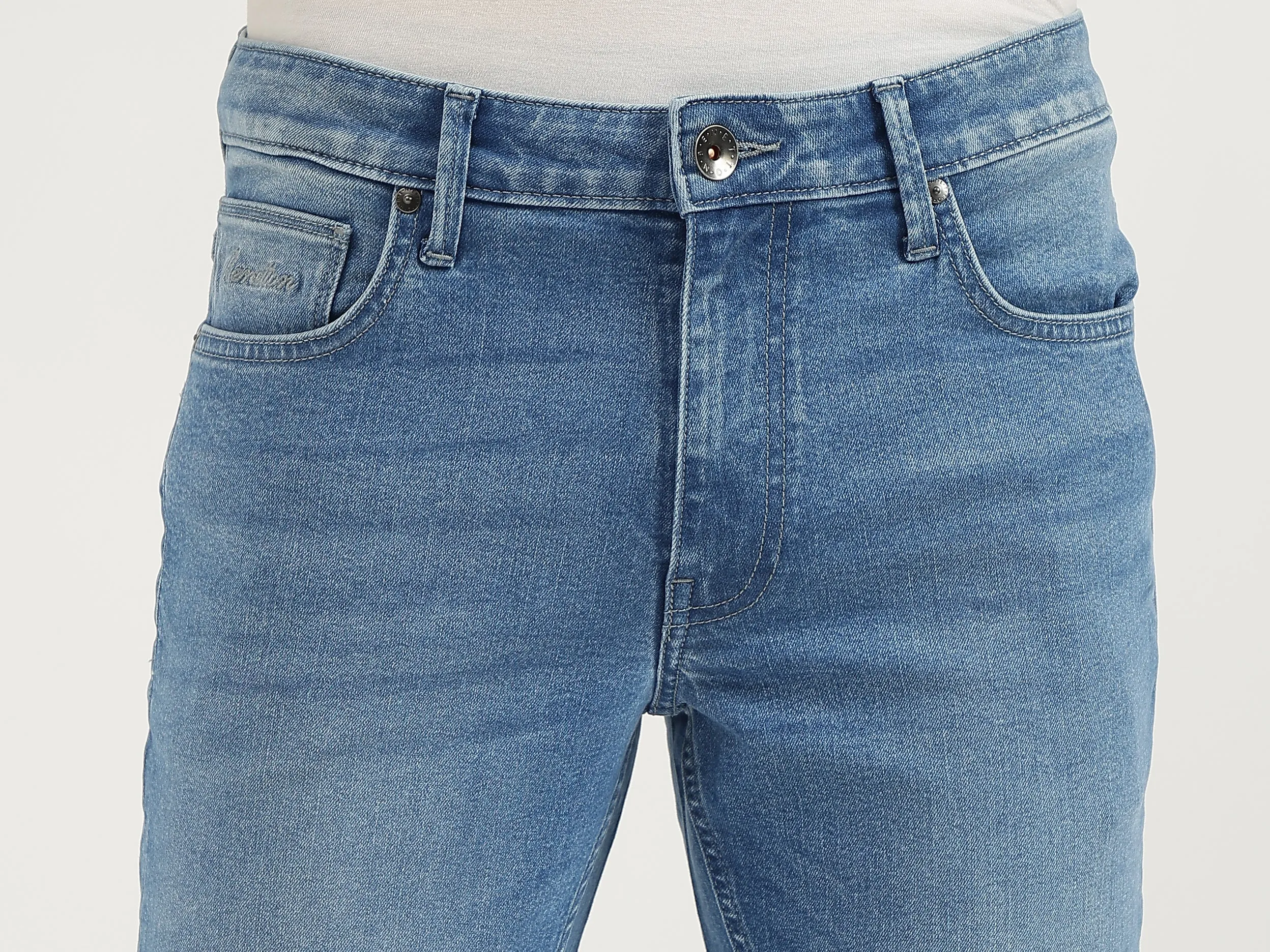 Solid Comfort Fit Jeans