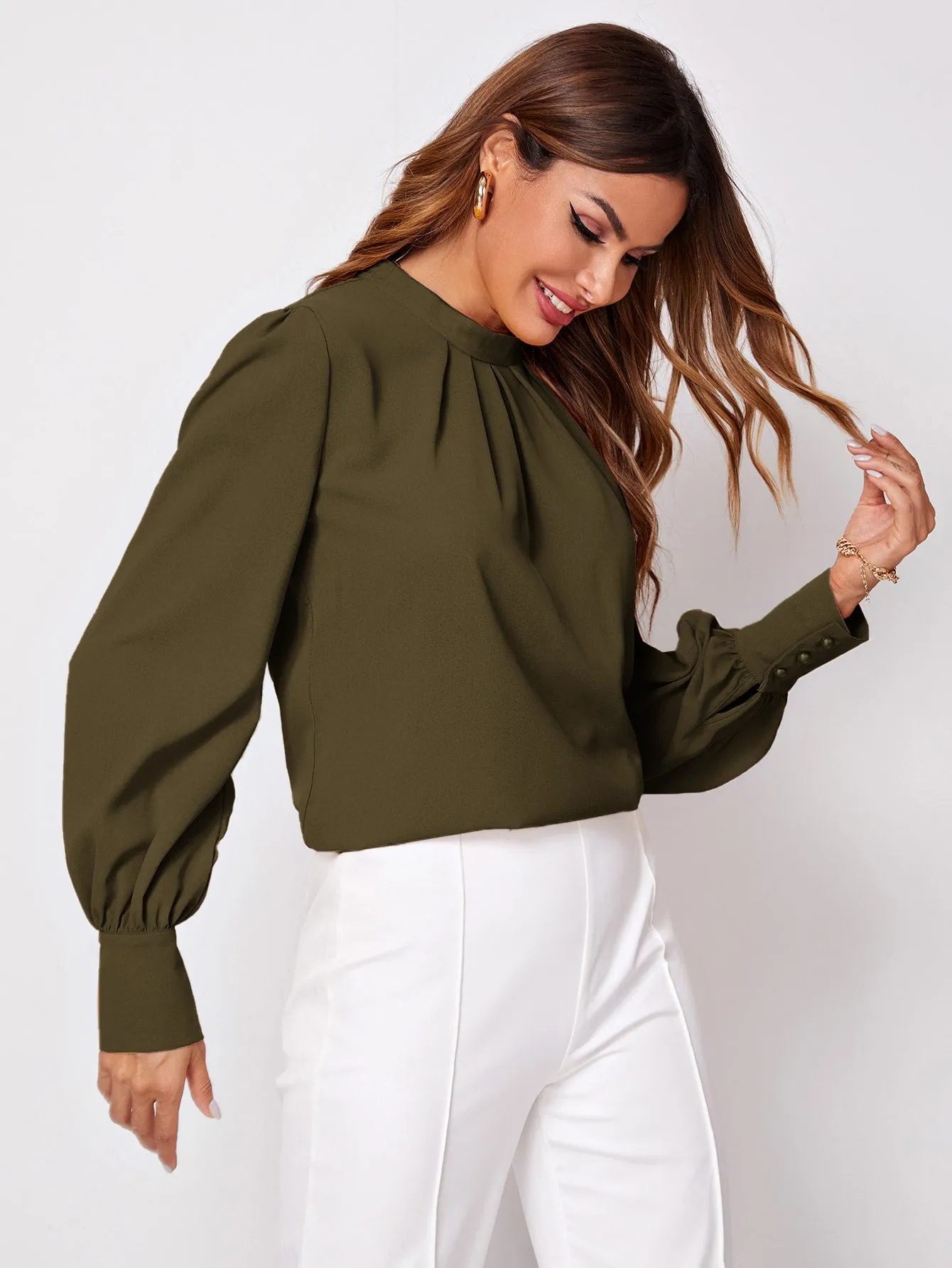 Solid Ruched Keyhole Back Blouse