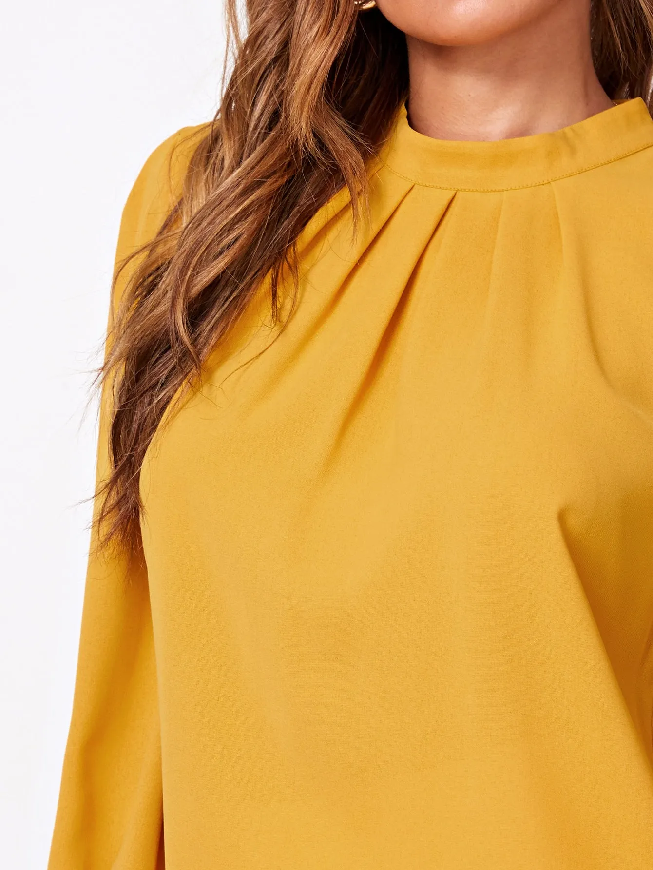 Solid Ruched Keyhole Back Blouse