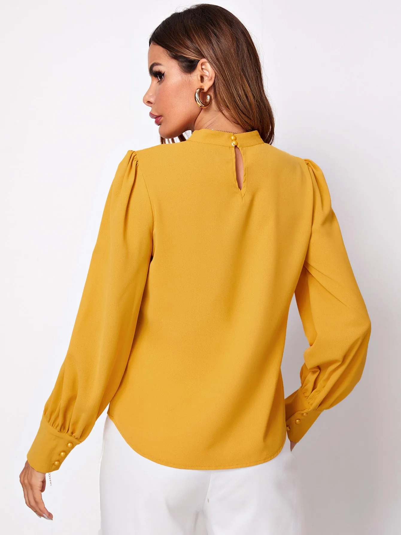 Solid Ruched Keyhole Back Blouse