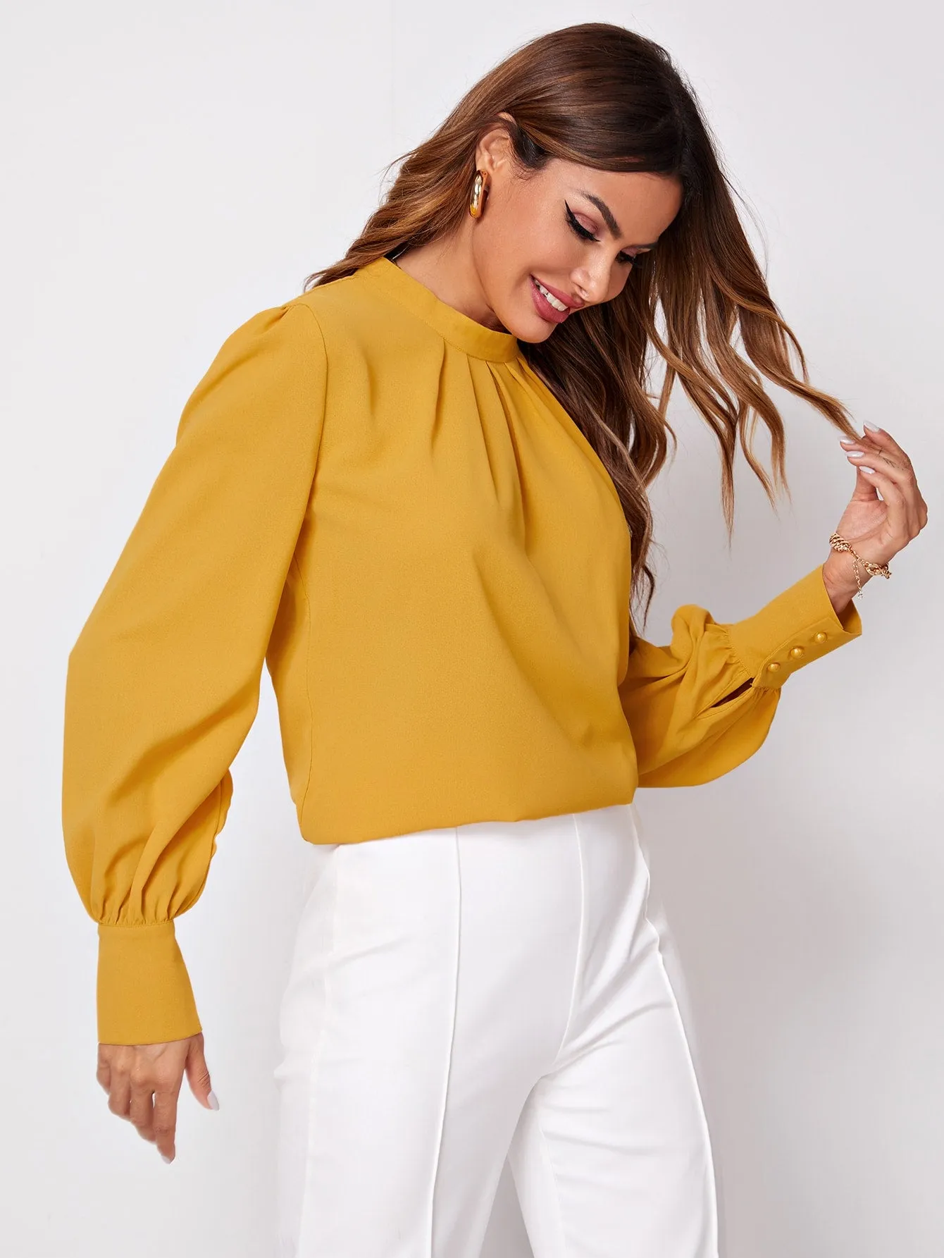 Solid Ruched Keyhole Back Blouse