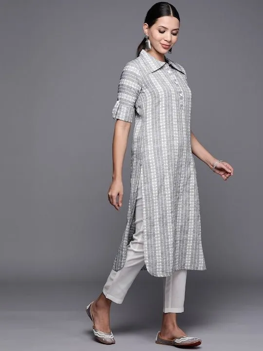 Women Striped Kurta With Trousers